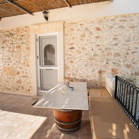 Eirini'S Traditional House Listaros Exterior photo